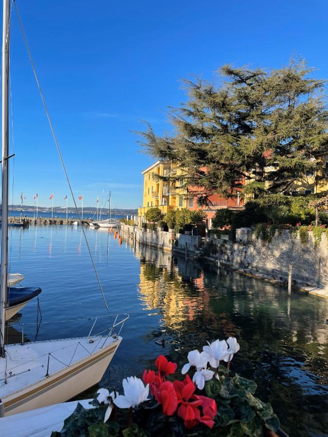 Alma Garda Home Sirmione Eksteriør bilde