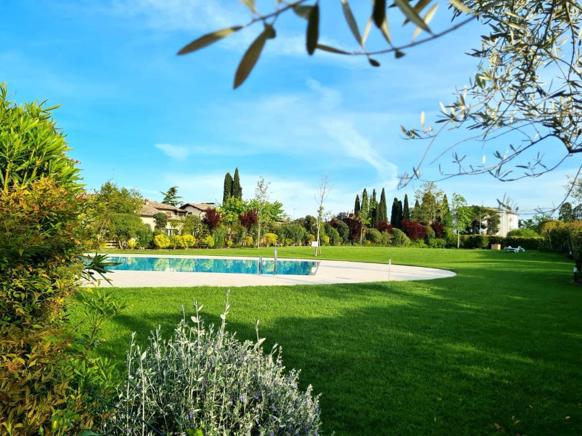 Alma Garda Home Sirmione Eksteriør bilde