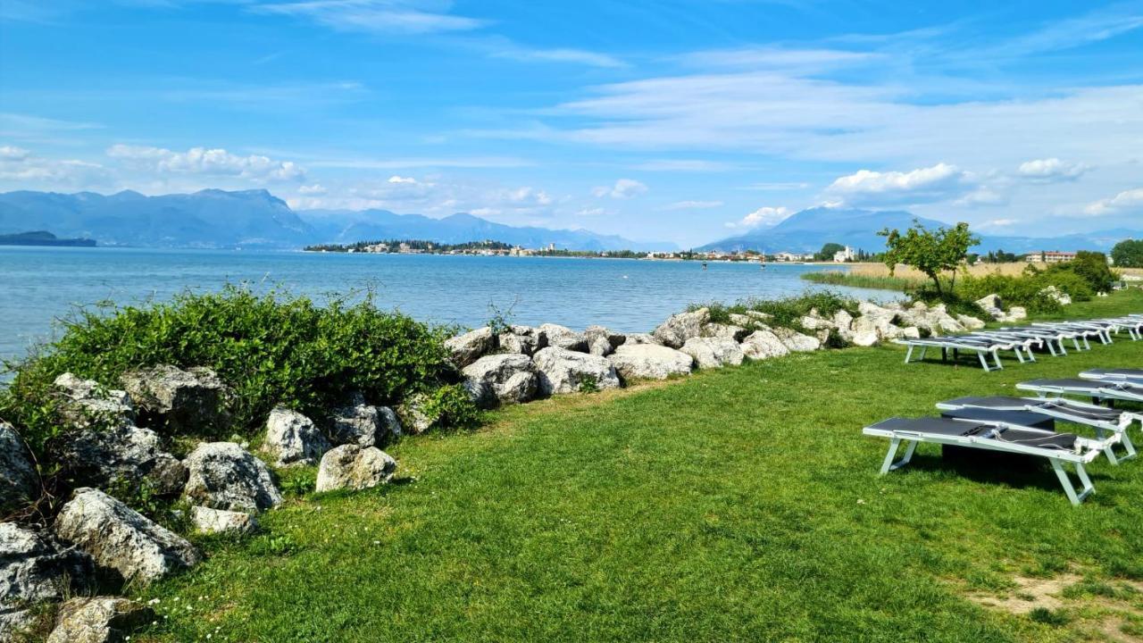 Alma Garda Home Sirmione Eksteriør bilde
