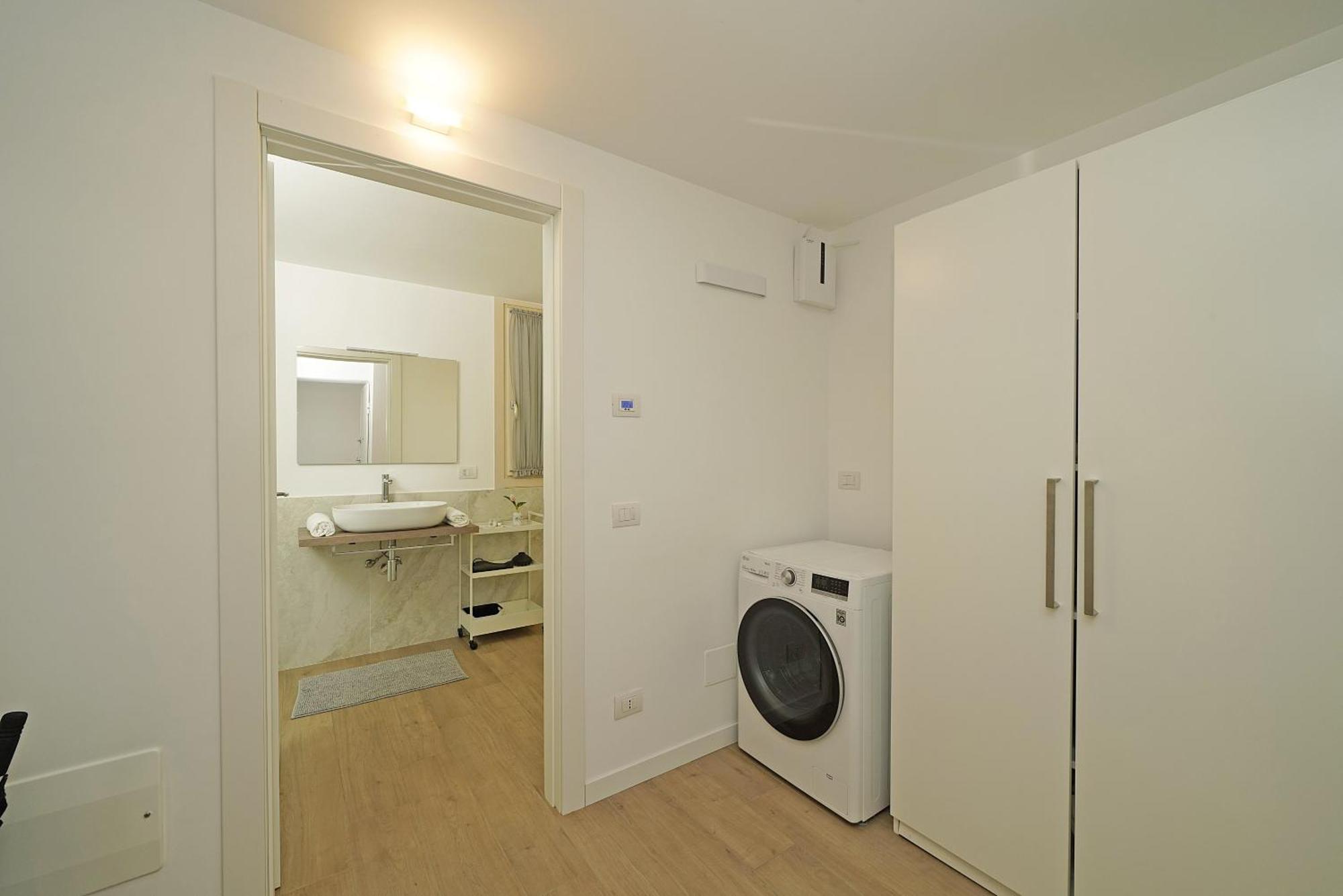 Alma Garda Home Sirmione Eksteriør bilde