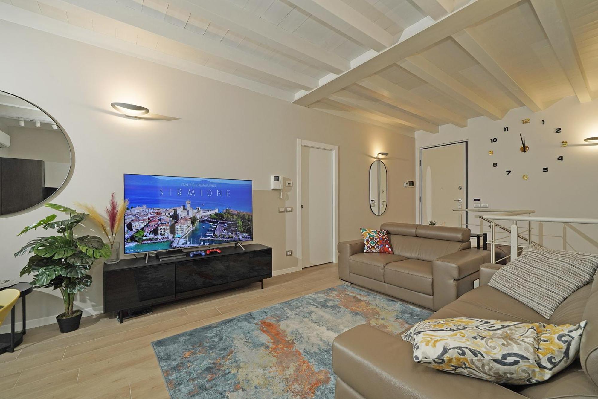 Alma Garda Home Sirmione Eksteriør bilde